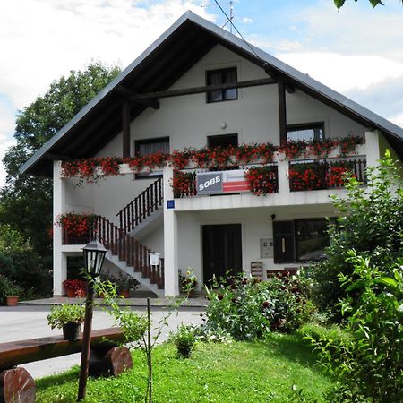 House Janja Plitvice Hotel Seliste Dreznicko Luaran gambar