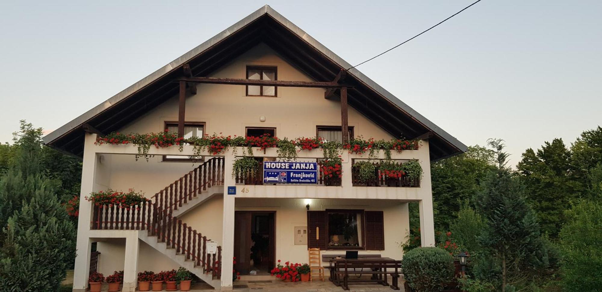House Janja Plitvice Hotel Seliste Dreznicko Luaran gambar